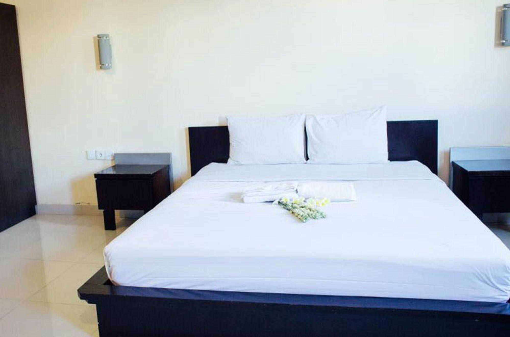 Saimai Residence Kuta Lombok Extérieur photo